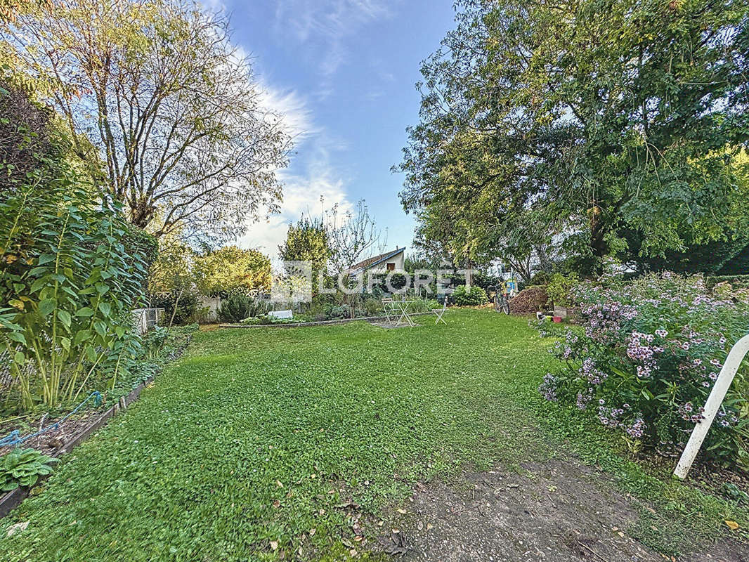 Appartement à BOURG-LA-REINE