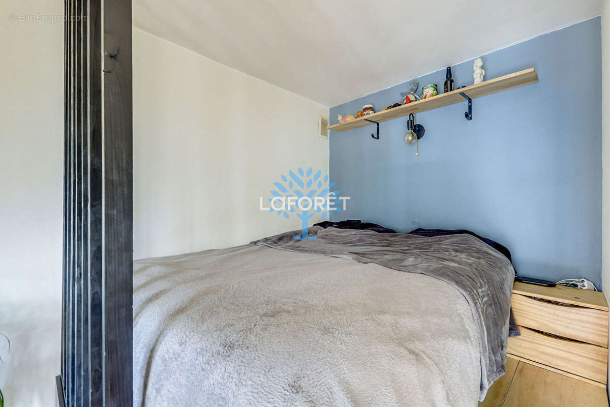 Appartement à PARIS-20E