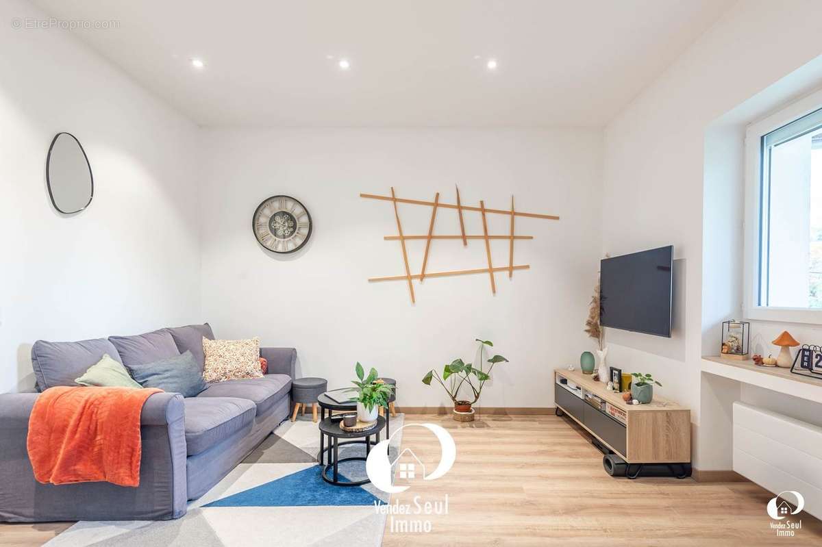 Appartement à AIX-LES-BAINS