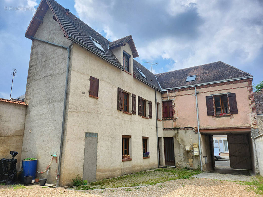 Maison à MAINTENON