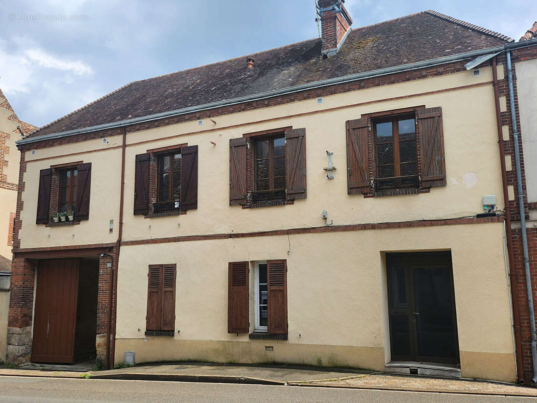 Maison à MAINTENON