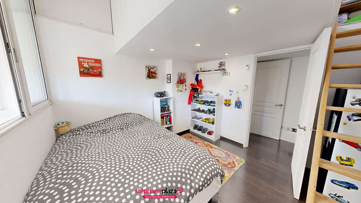 Appartement à MARSEILLE-13E