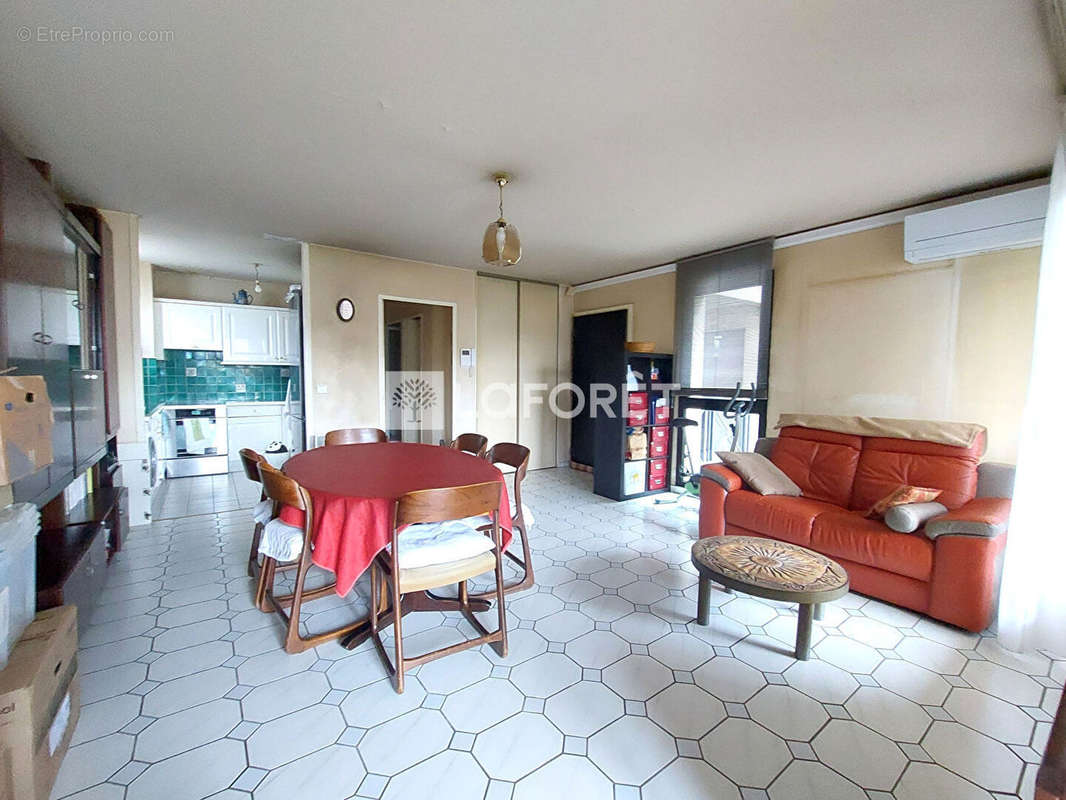 Appartement à LE RAINCY