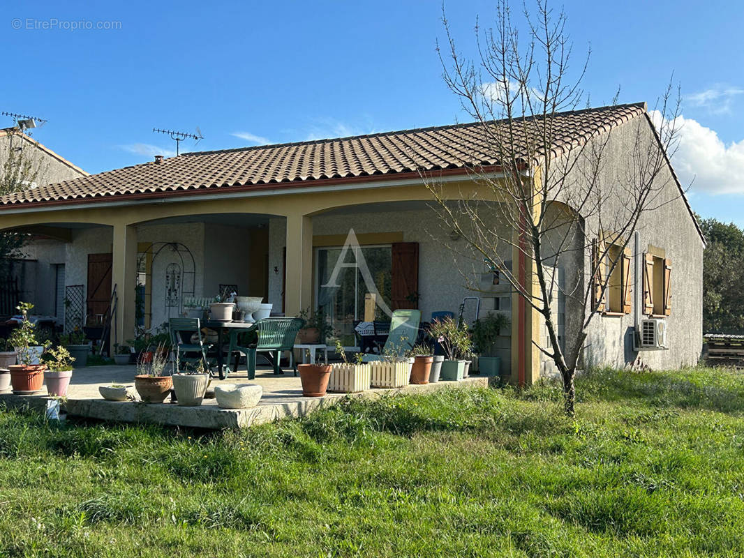 Maison à RAISSAC-SUR-LAMPY