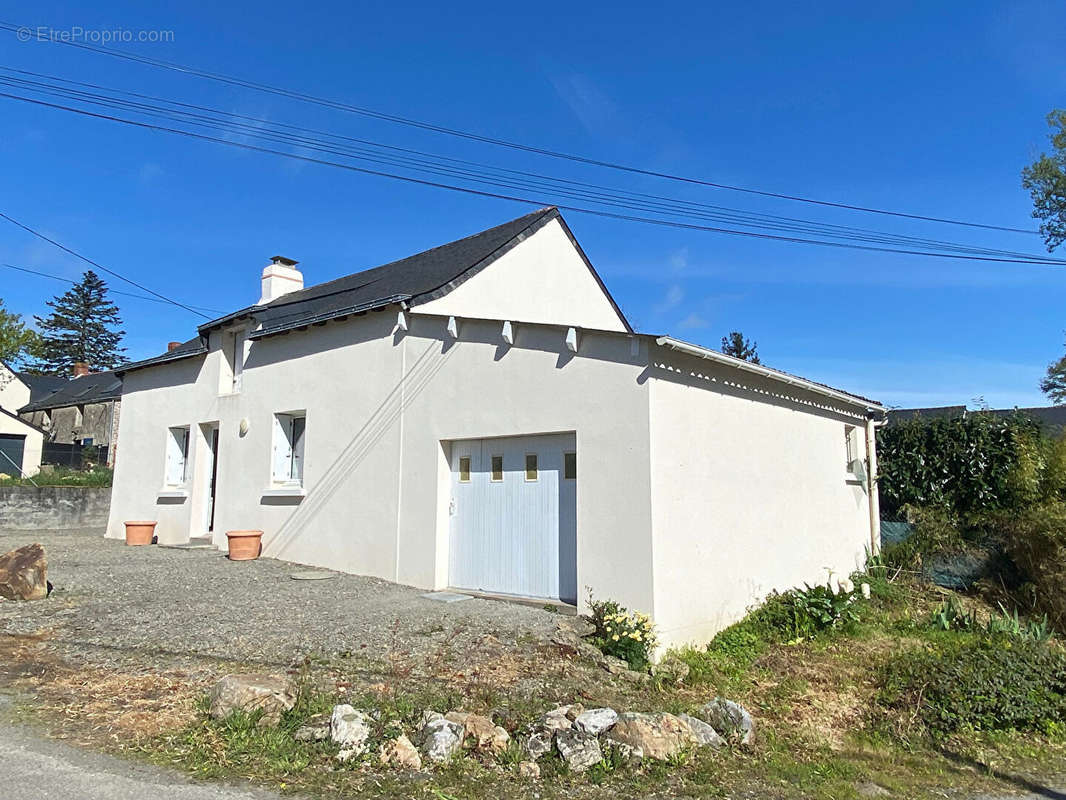 Maison à TREILLIERES