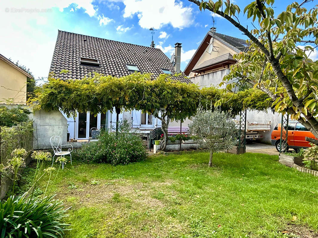 Maison à CARRIERES-SOUS-POISSY