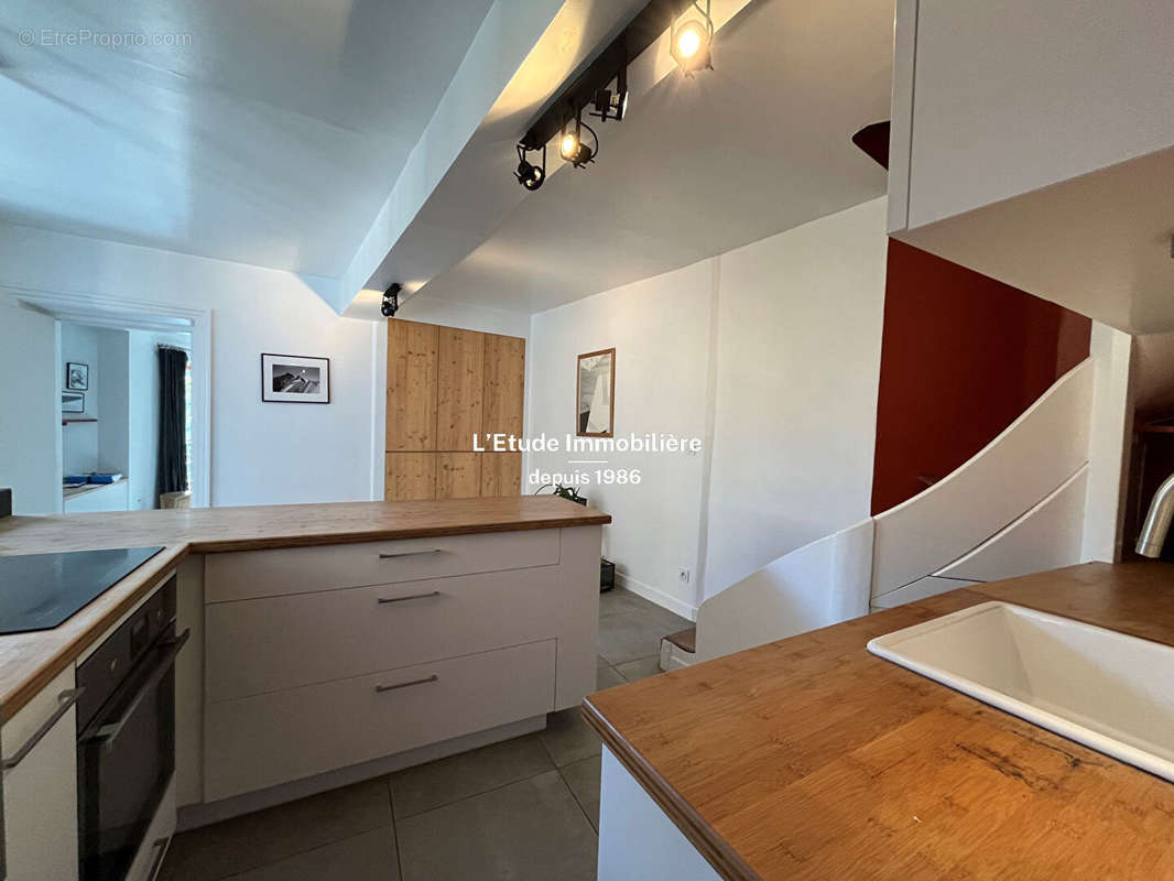 Appartement à LYON-9E