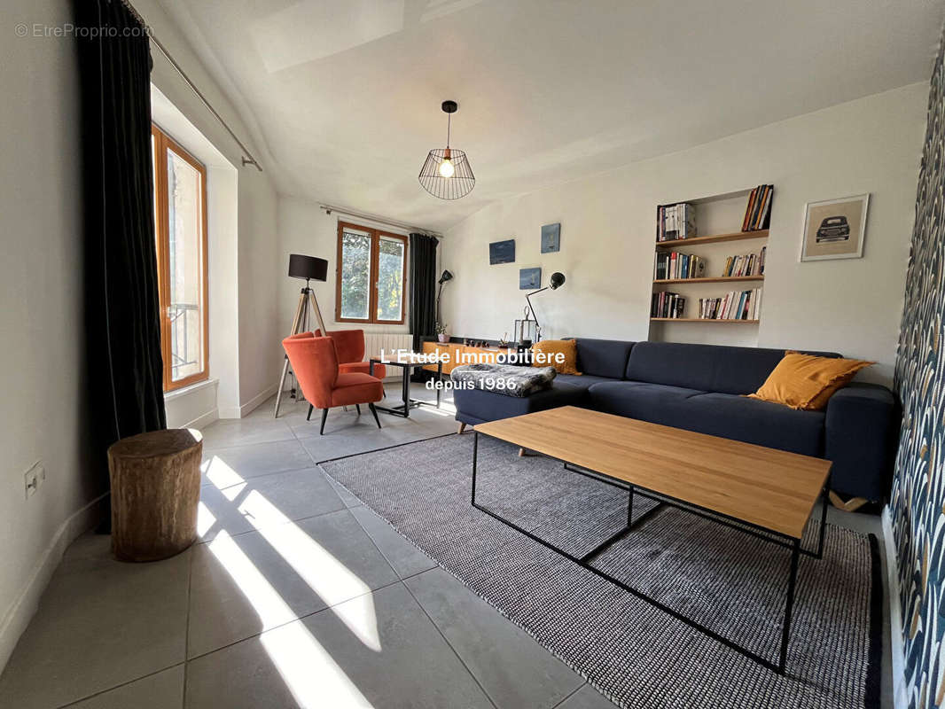 Appartement à LYON-9E