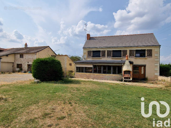 Photo 2 - Maison à MONTREUIL-BELLAY