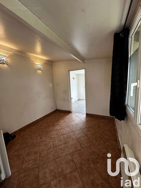 Photo 2 - Appartement à SAINT-MAUR-DES-FOSSES