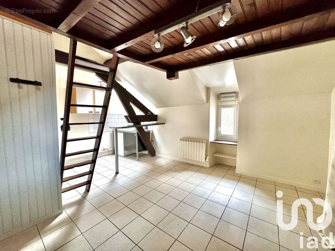 Photo 2 - Appartement à MONTLHERY