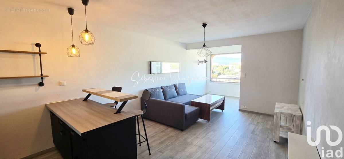 Photo 1 - Appartement à HYERES