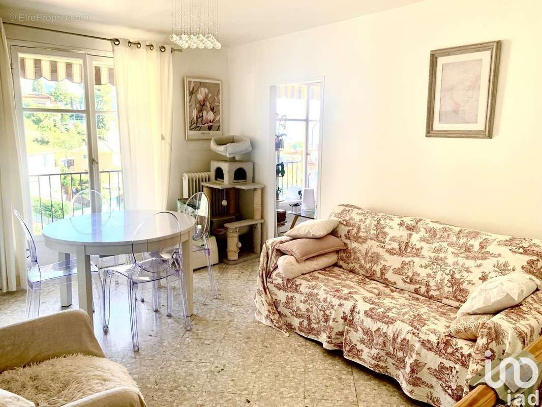 Photo 4 - Appartement à ROQUEBRUNE-CAP-MARTIN