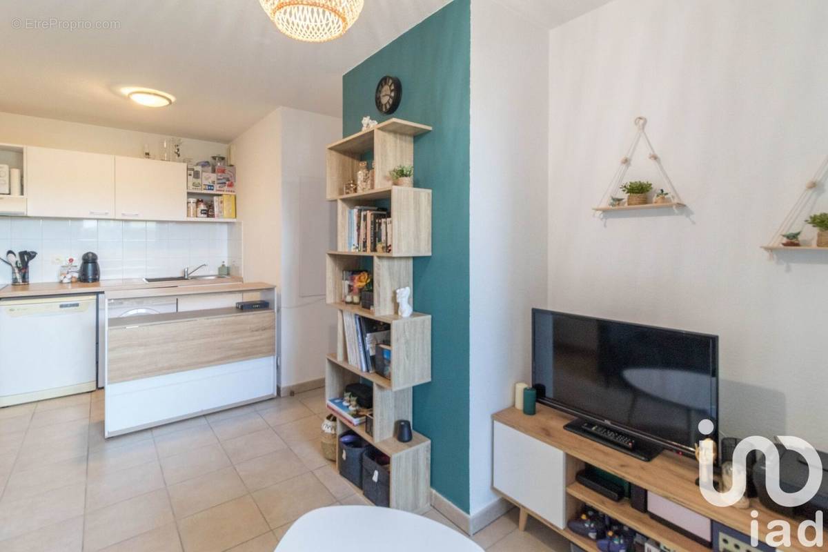 Photo 1 - Appartement à ROQUEBRUNE-SUR-ARGENS