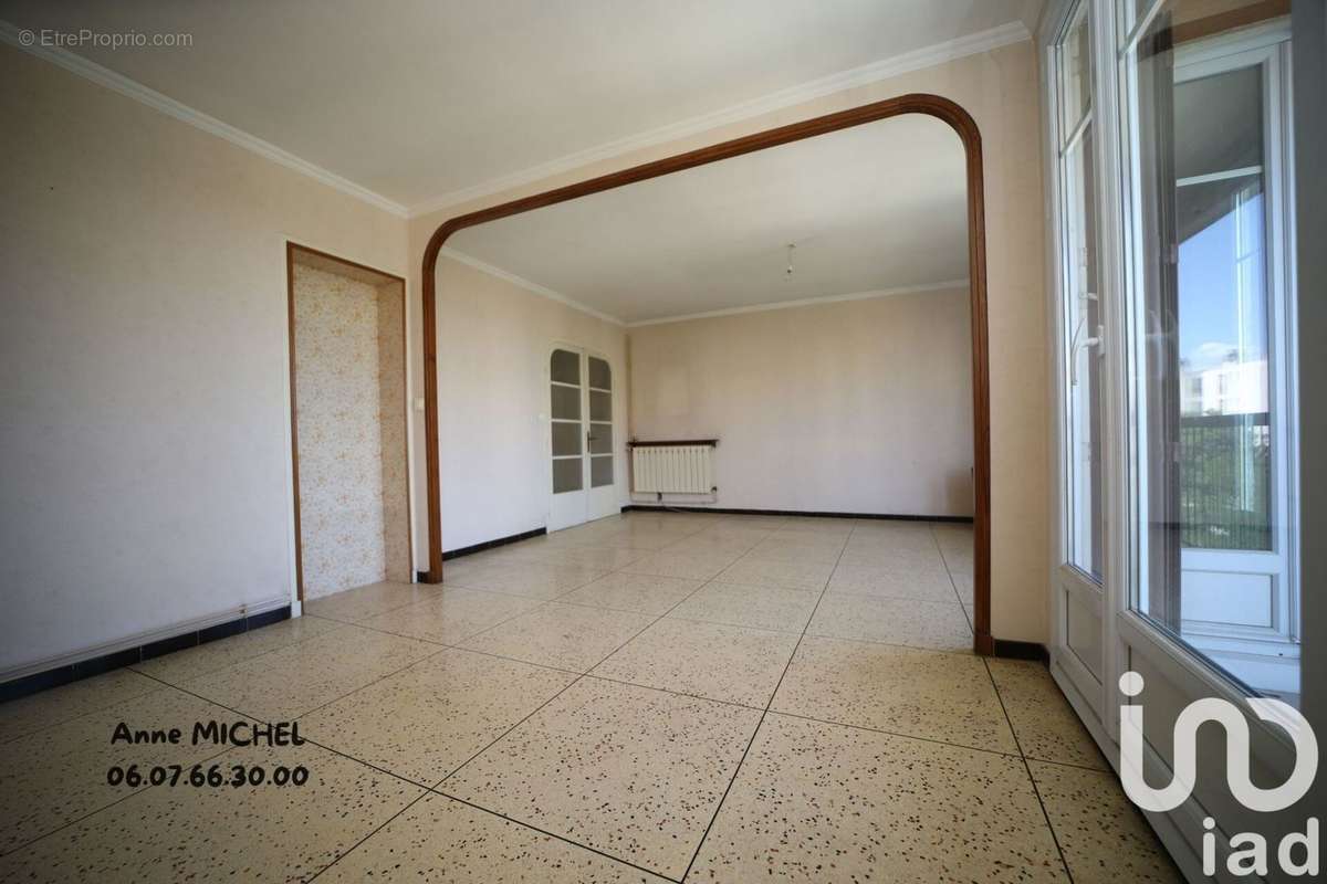 Photo 2 - Appartement à MARSEILLE-13E