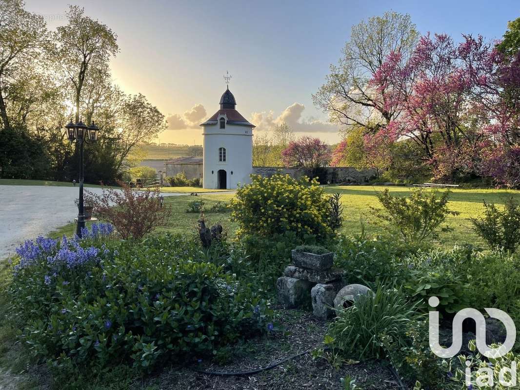 Photo 2 - Maison à SAINT-JEAN-D&#039;ANGELY