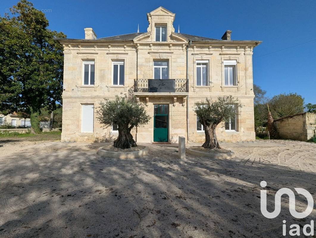 Photo 1 - Appartement à SAINT-LOUIS-DE-MONTFERRAND