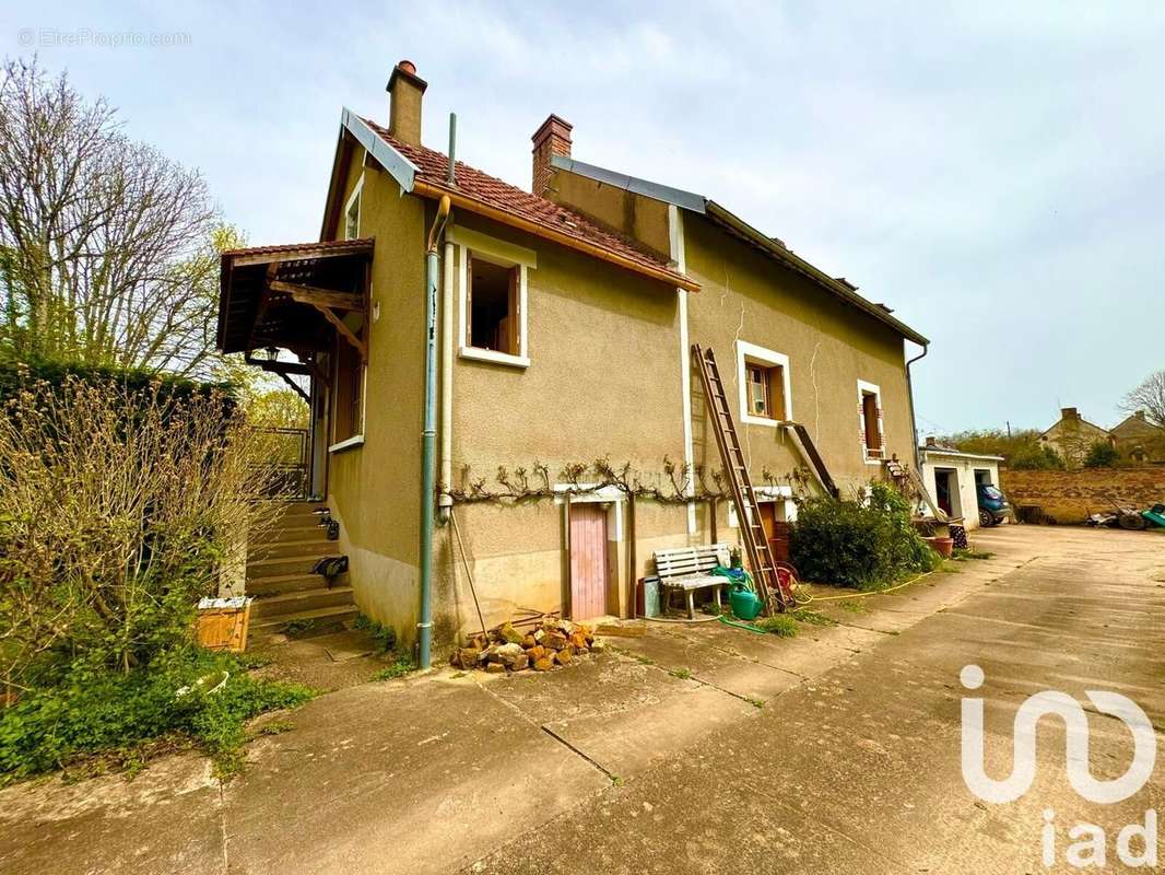 Photo 2 - Maison à SAINT-AMAND-EN-PUISAYE