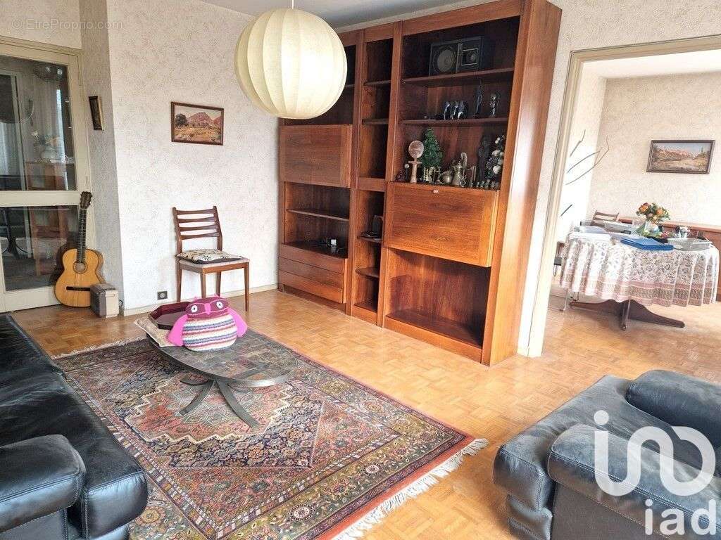 Photo 2 - Appartement à VIRY-CHATILLON