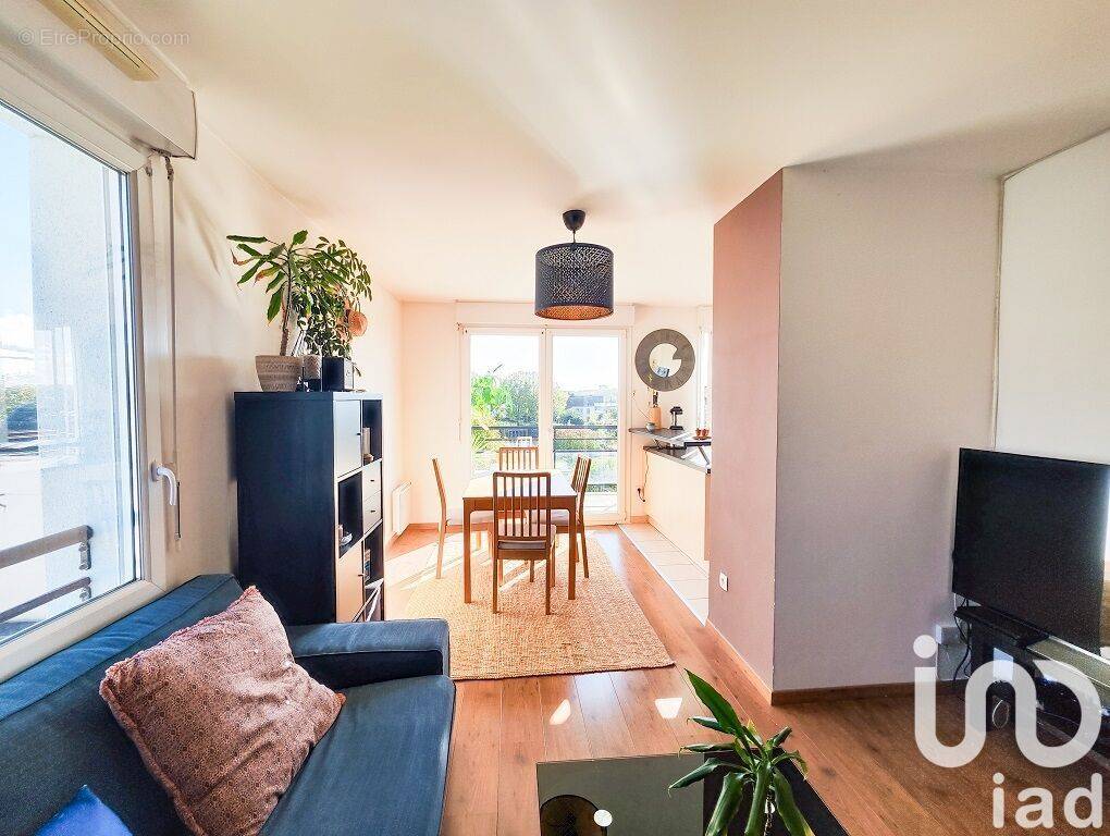 Photo 1 - Appartement à HEROUVILLE-SAINT-CLAIR