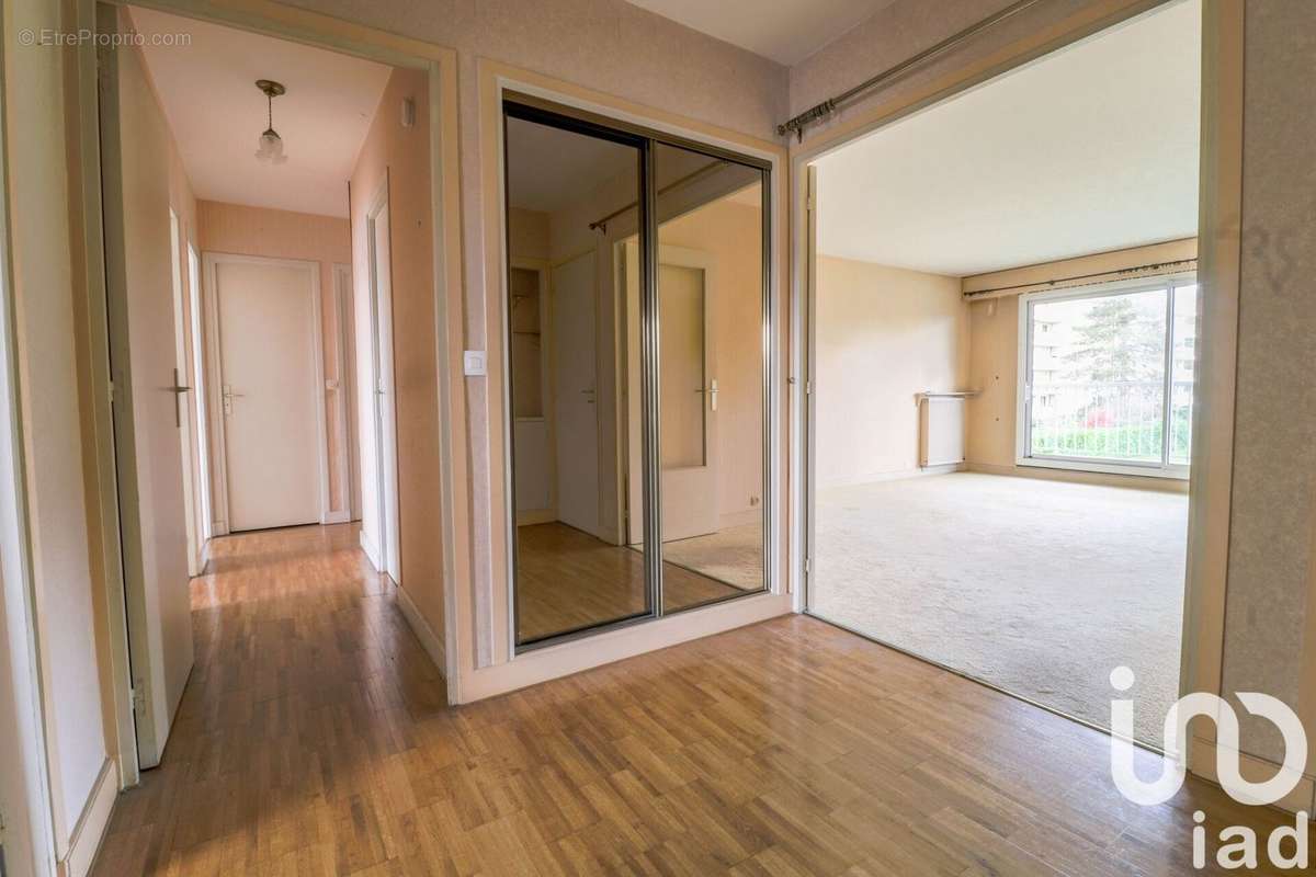 Photo 8 - Appartement à VERSAILLES