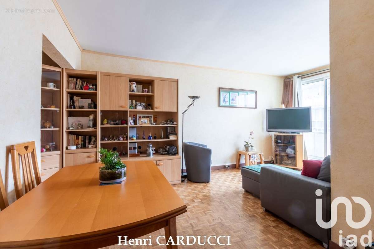 Photo 4 - Appartement à LEVALLOIS-PERRET