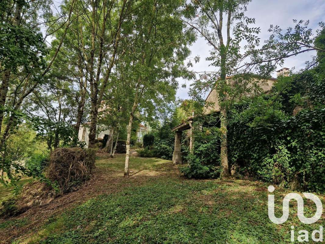 Photo 3 - Maison à COULONGES-SUR-L&#039;AUTIZE