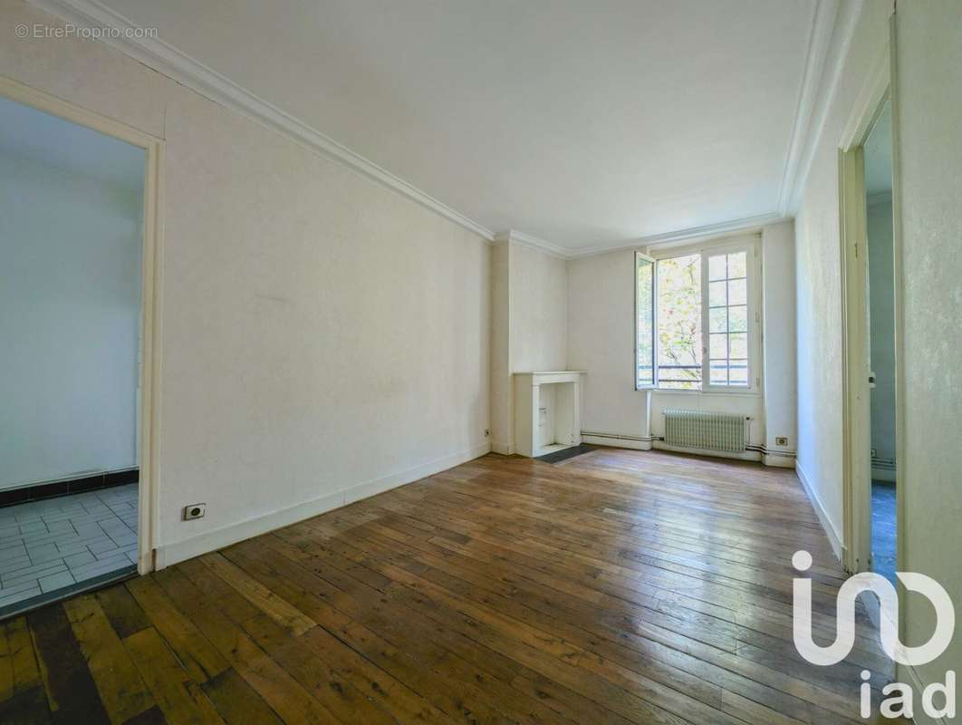 Photo 2 - Appartement à PARIS-17E