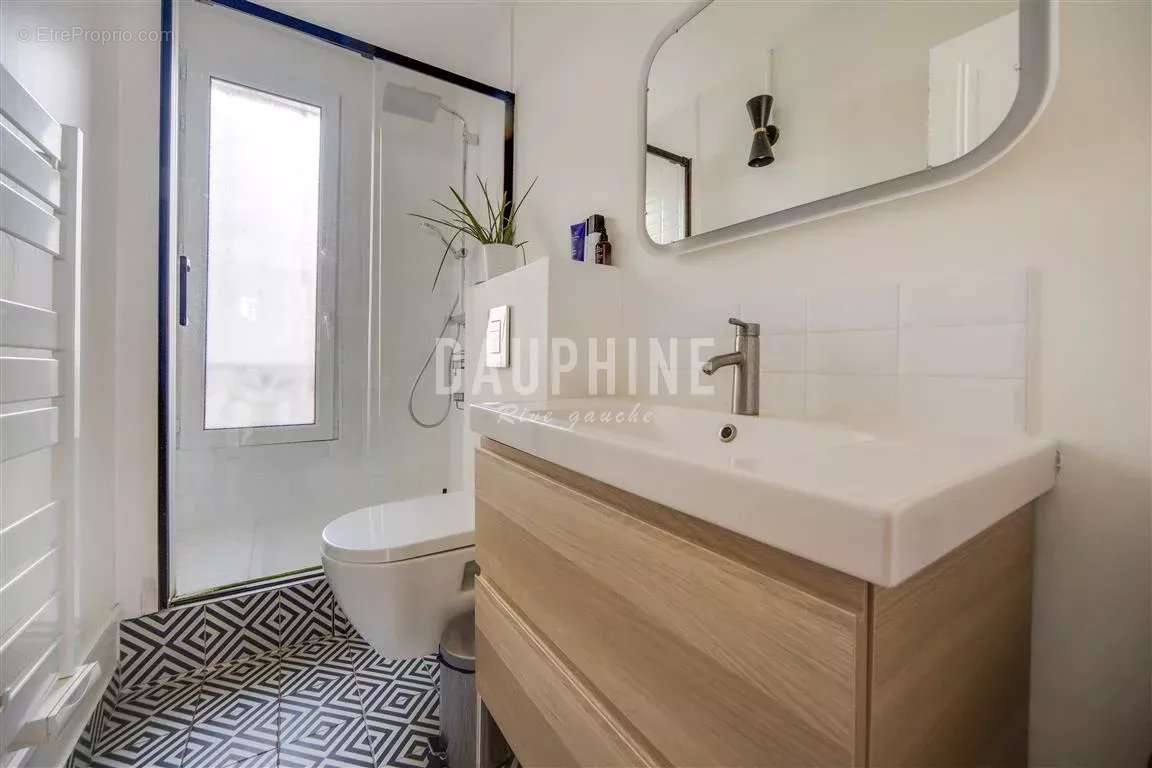 Appartement à PARIS-7E