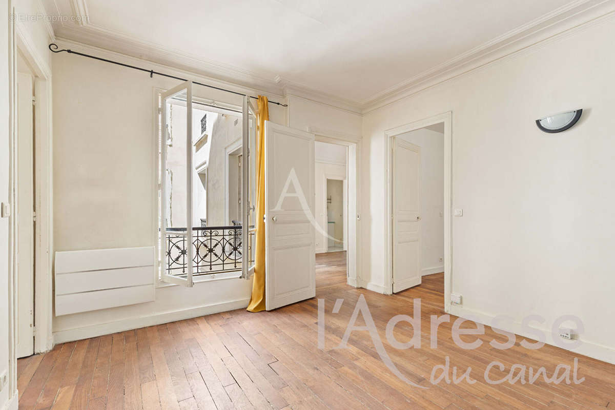 Appartement à PARIS-11E