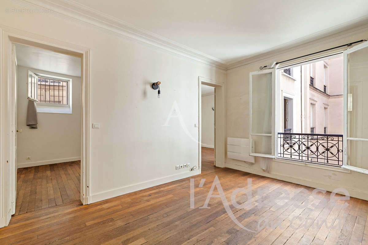 Appartement à PARIS-11E