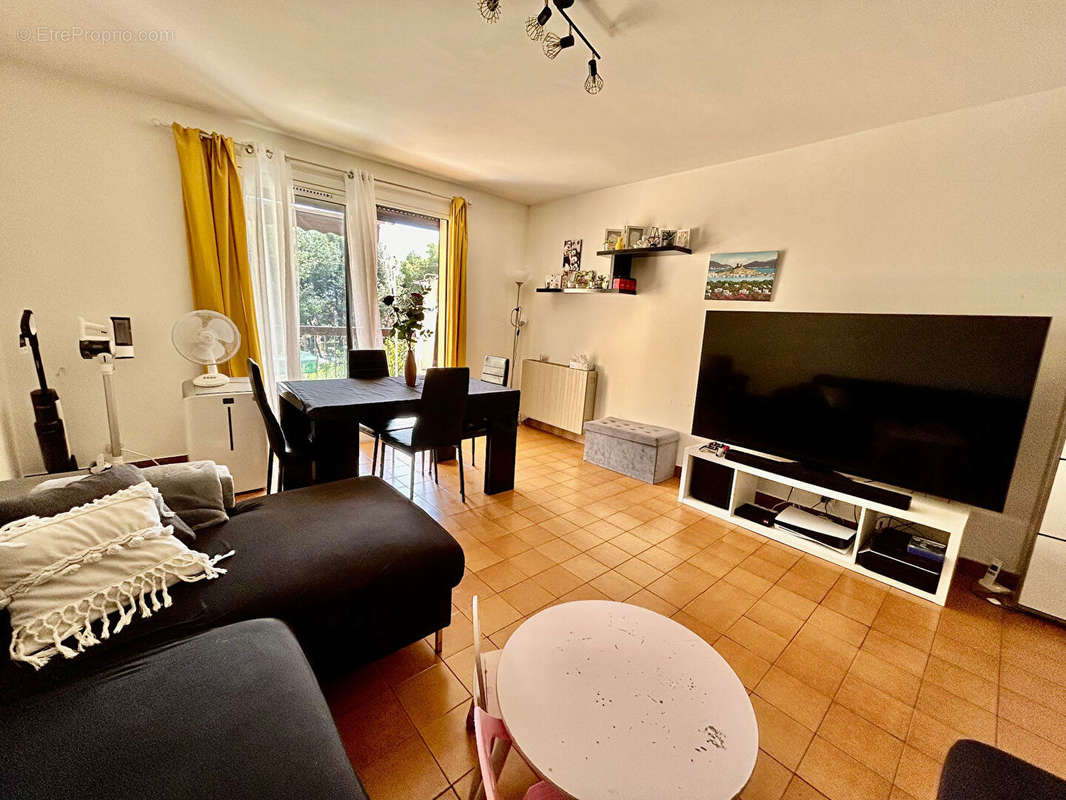 Appartement à SAUSSET-LES-PINS