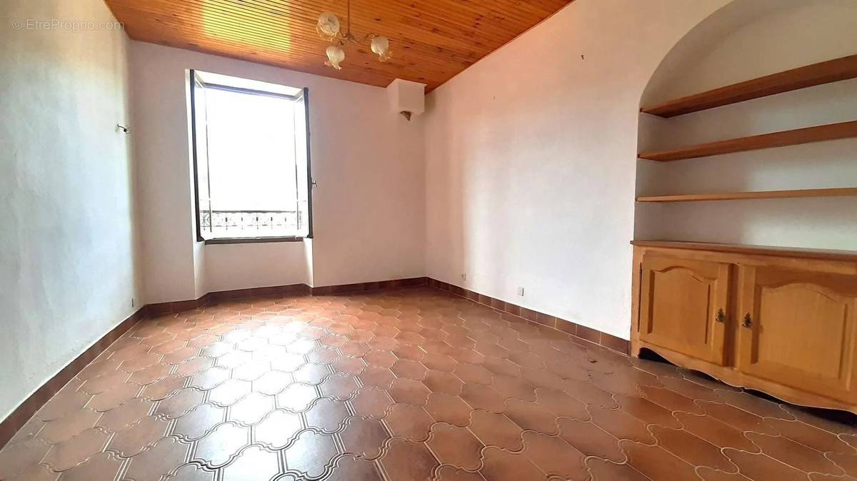 Appartement à BRAUX