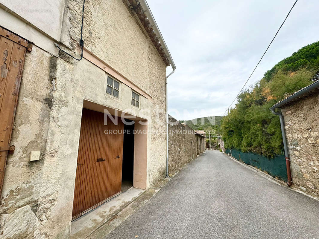 Maison à CAUNES-MINERVOIS