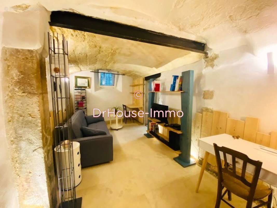 Appartement à UZES