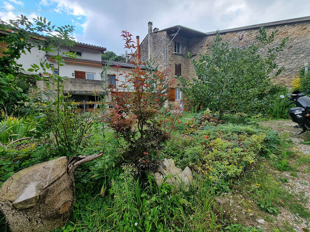 Maison à AMBERIEU-EN-BUGEY