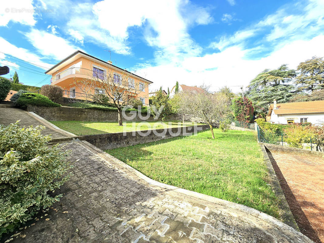 Maison à RILLIEUX-LA-PAPE