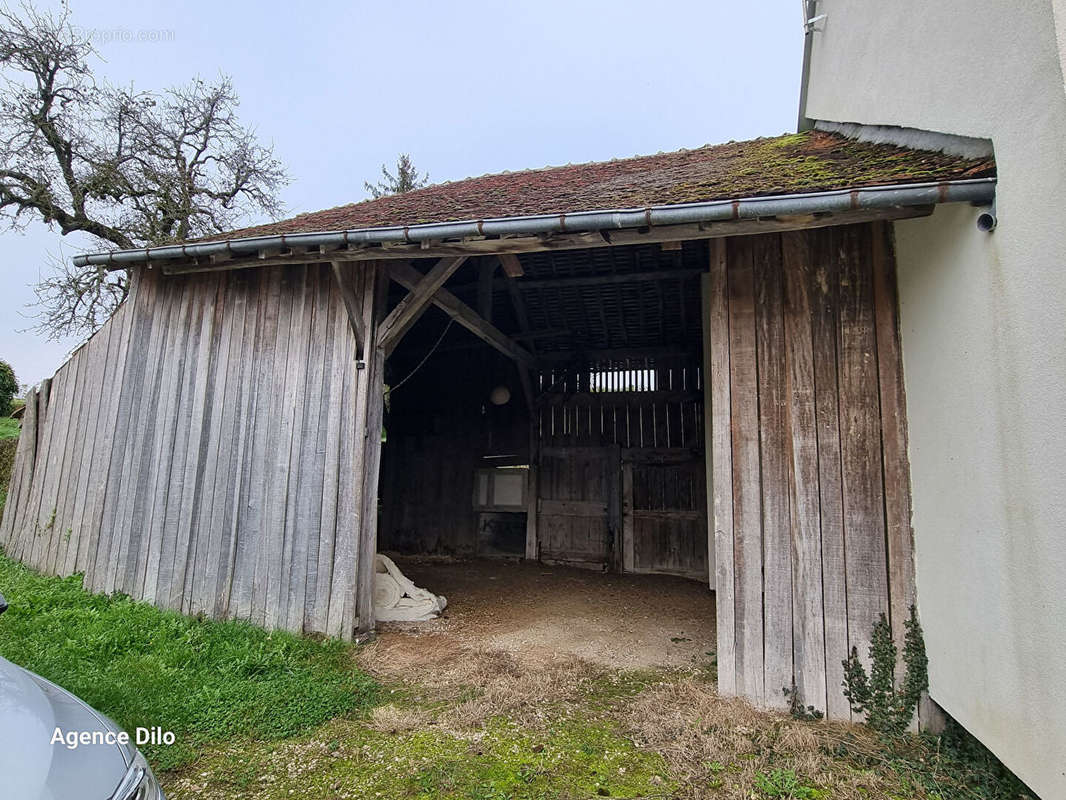 Maison à NEUVY-SAUTOUR