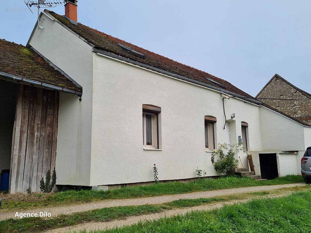 Maison à NEUVY-SAUTOUR