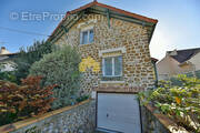 Maison à VIRY-CHATILLON