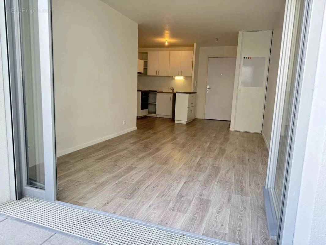 Appartement à AUBERVILLIERS