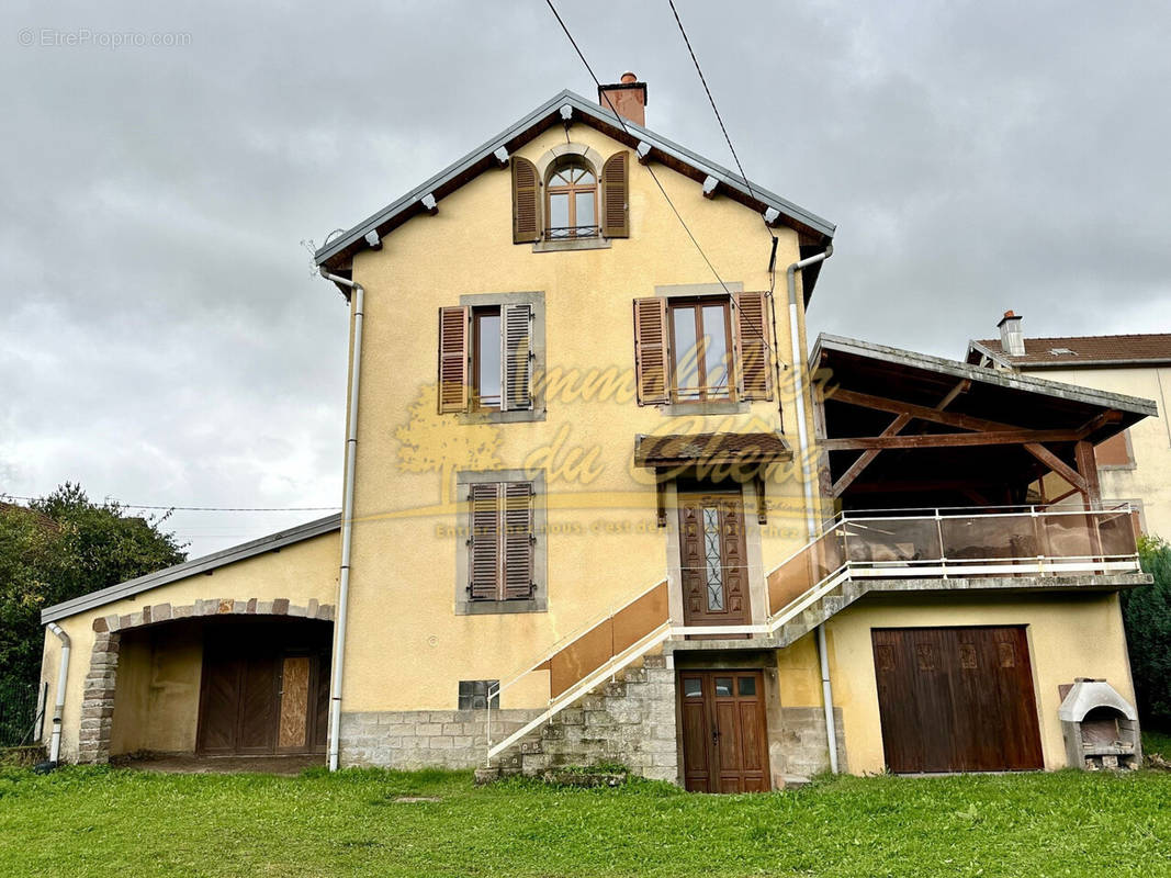 Maison à AILLEVILLERS-ET-LYAUMONT