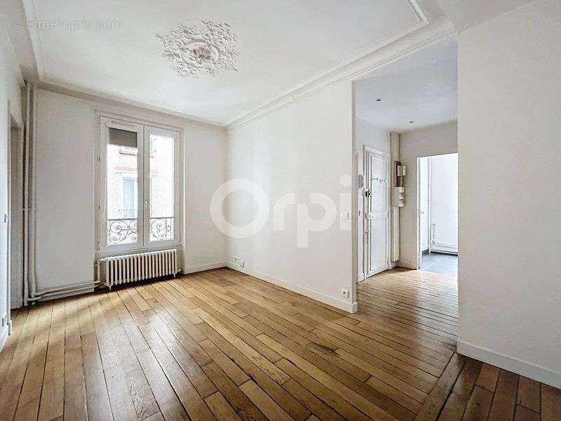 Appartement à PARIS-15E