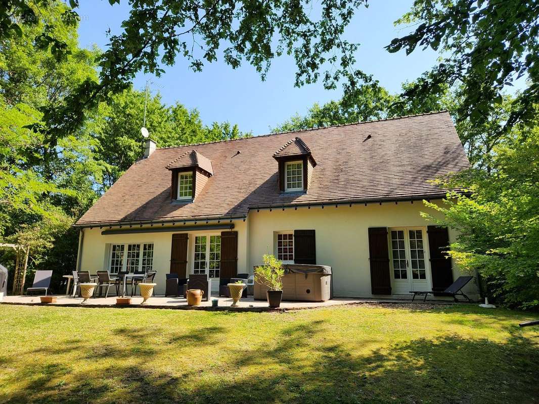 Maison à CHAMBRAY-LES-TOURS