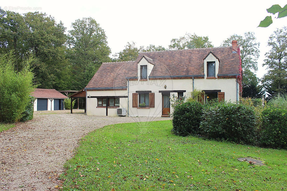 Maison à HUISSEAU-SUR-MAUVES