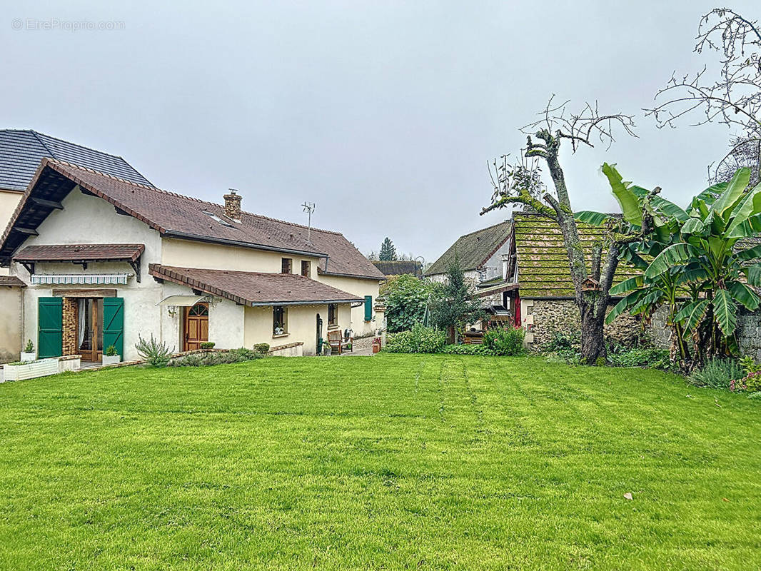 Maison à BONNIERES-SUR-SEINE