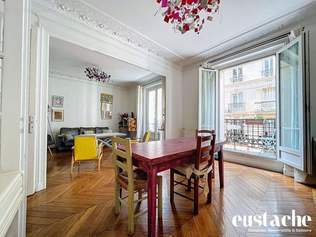 Appartement à PARIS-18E