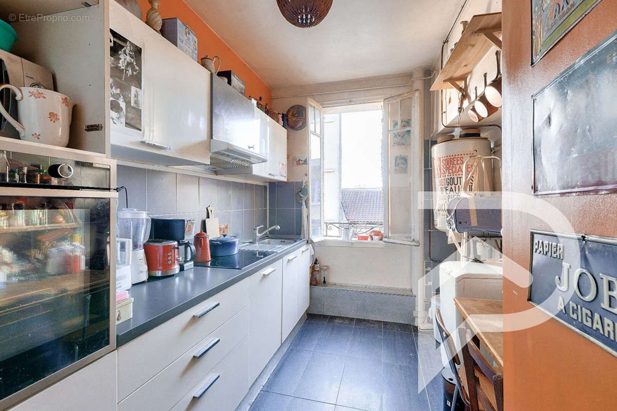 Appartement à AUBERVILLIERS