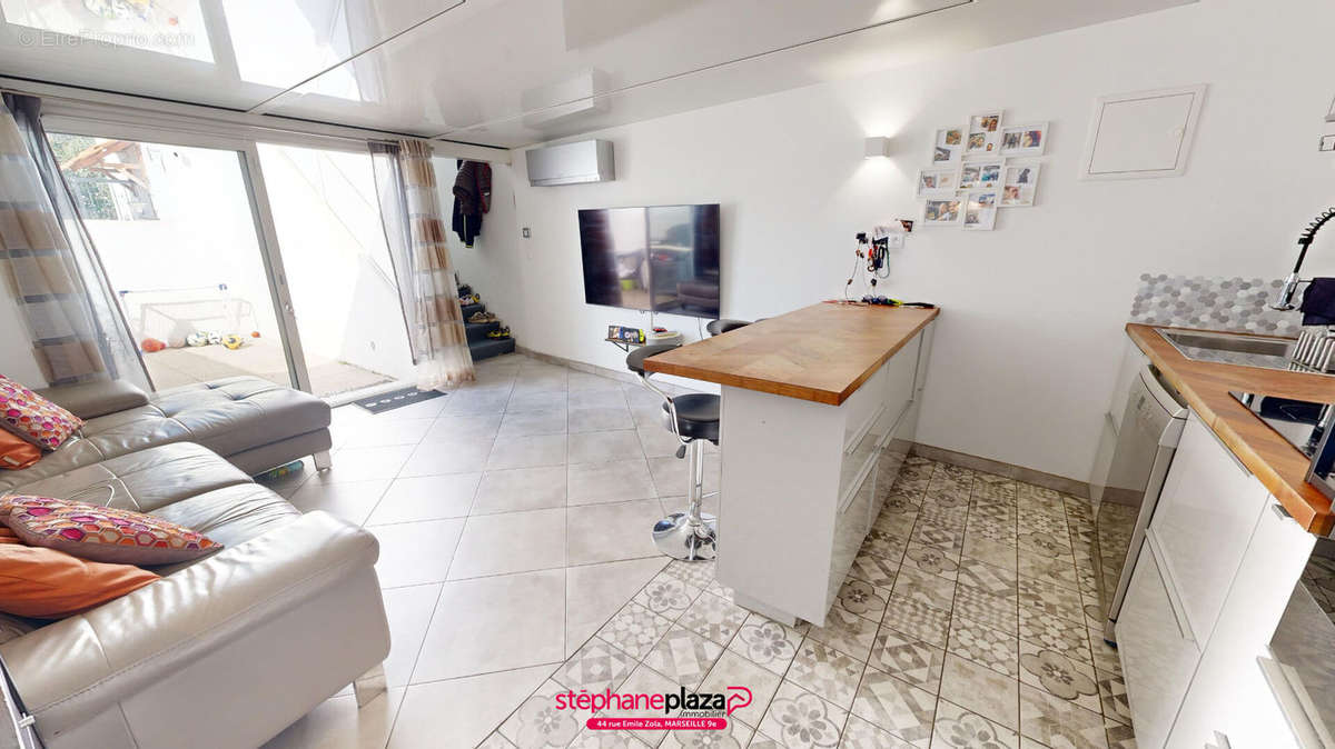 Appartement à MARSEILLE-13E