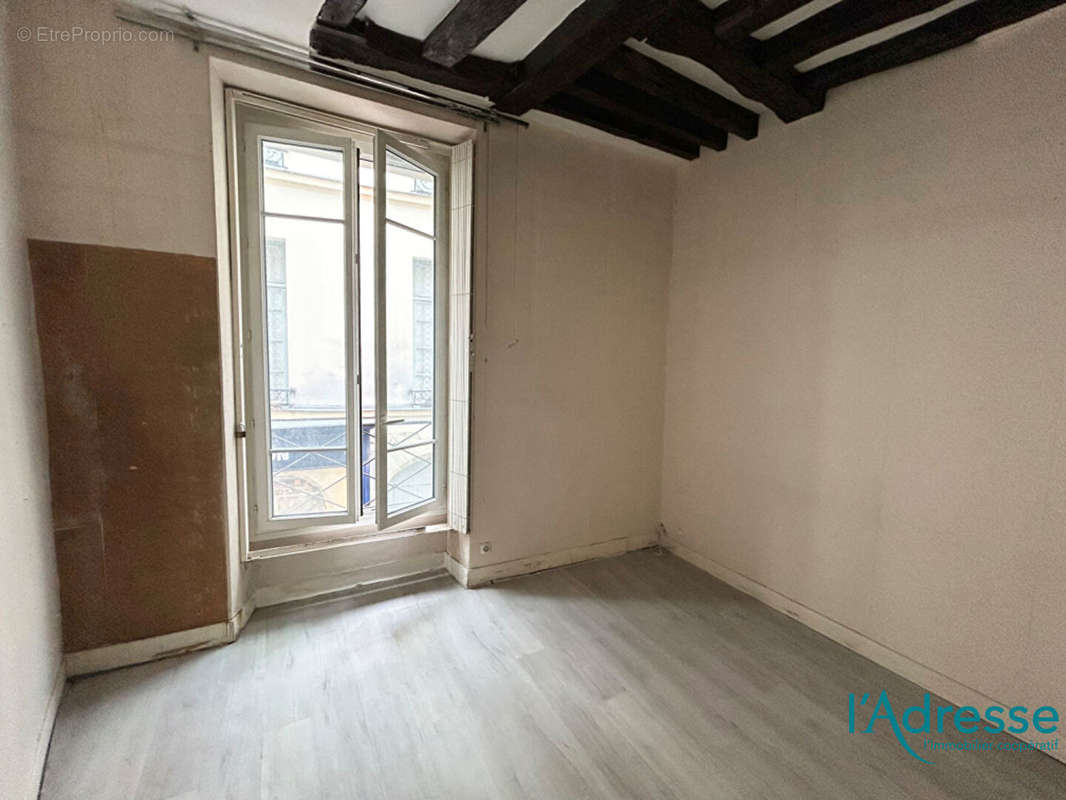 Appartement à PARIS-4E